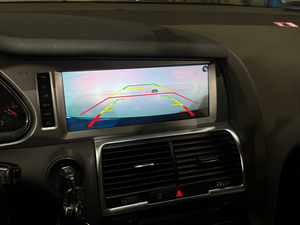 Bose hifi és gyári tolatókamera kompatibilis multimédiás fejegység – 10.25"