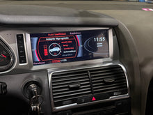 Kép betöltése a Galérianézegetőbe, Fejegység tolatókamera és tükrözés támogatással Audi Q7-hez – 10.25"