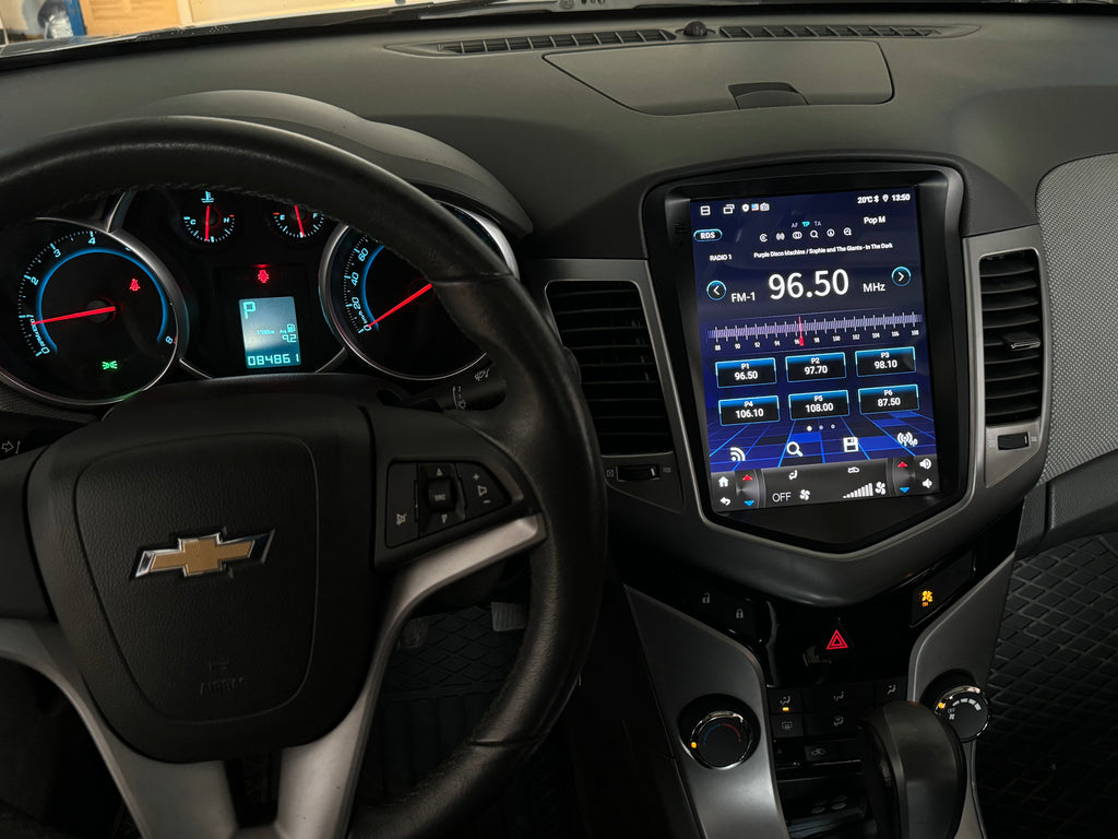 Chevrolet Cruze 2008 - 2014 9.7" Tesla Style Android Multimédia fejegység - TopNAVI