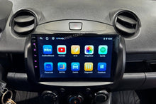 Kép betöltése a Galérianézegetőbe, Mazda 2 2007 - 2014 9&quot; Android Multimédia fejegység - TopNAVI