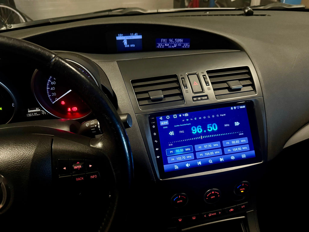 Mazda 3 II 2009 - 2013 9" Android Multimédia fejegység autórádió, hifi, rádió és fejegység nagy kijelzővel, CarPlay, Android autó, Wifi és Bluetooth támogatással,