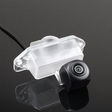 Kép betöltése a Galérianézegetőbe, Mitsubishi Lancer - ex FullHD 1080P Tolatókamera - TopNAVI