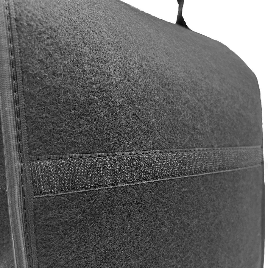 Monster Shine Trunk Bag hátoldali tépőzár közelről