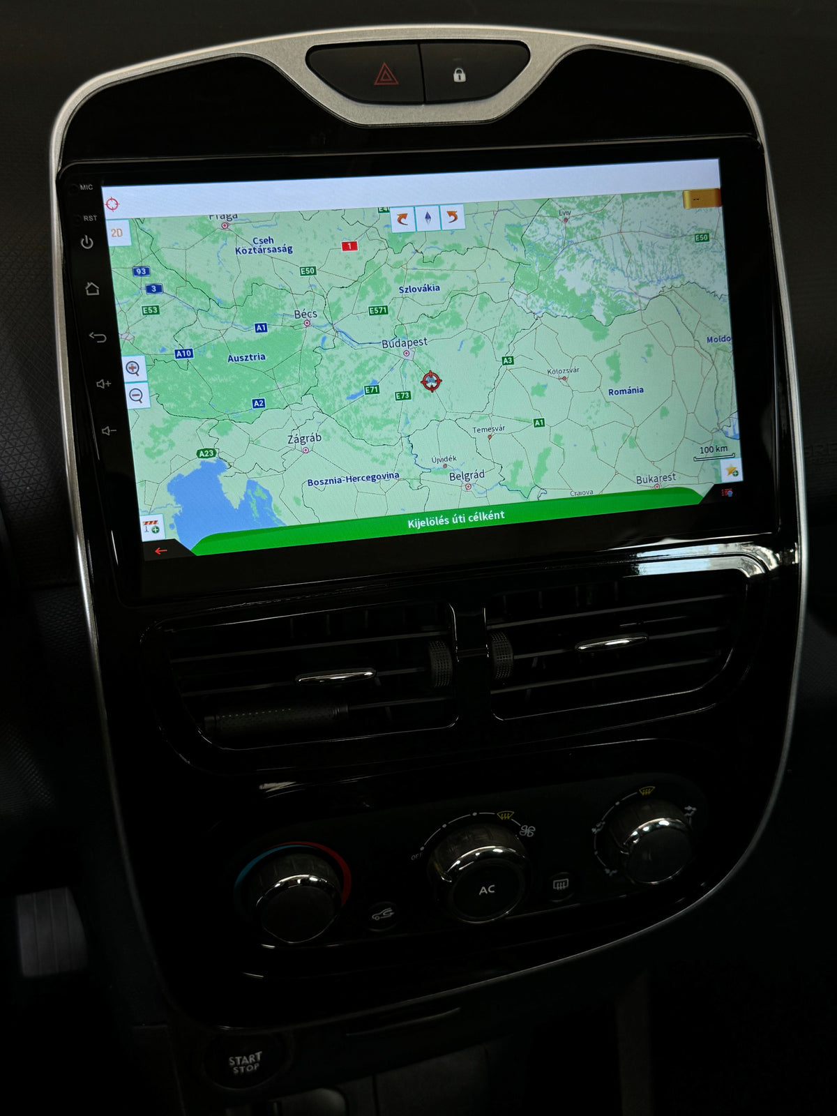 Renault Clio 4 2012 - 2016 10.1" Android Multimédia fejegység - TopNAVI