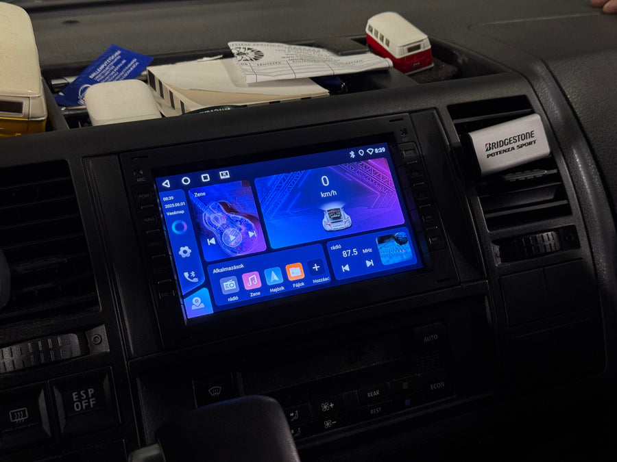 Skoda 7" Android Multimédia fejegység autórádió, hifi, rádió és fejegység nagy kijelzővel, CarPlay, Android autó, Wifi és Bluetooth támogatással,