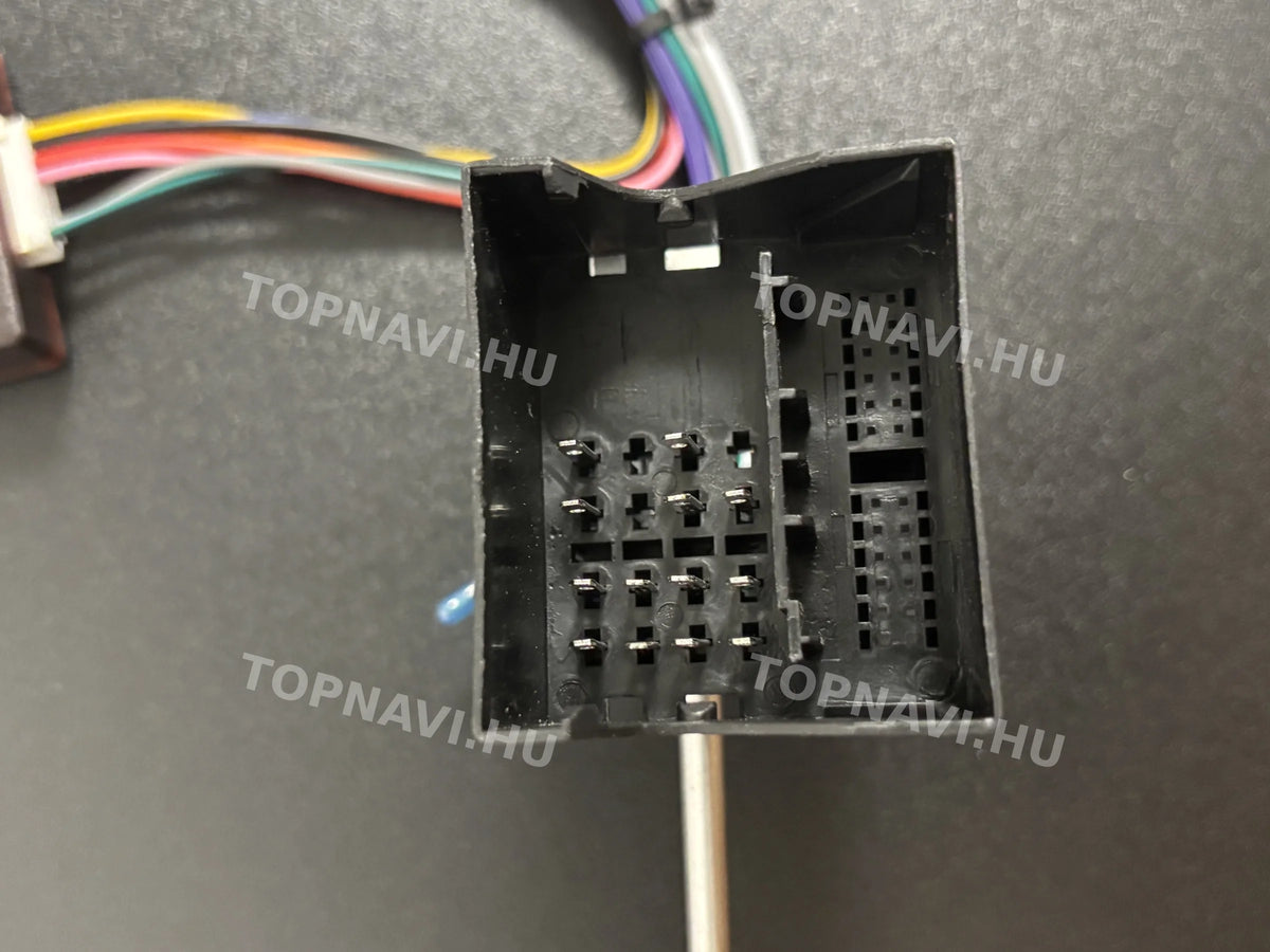 BMW E90 E91 E92 E93 2005–2012 7" Android multimédia autórádió érintőkijelzős fejegység - Csatlakozó