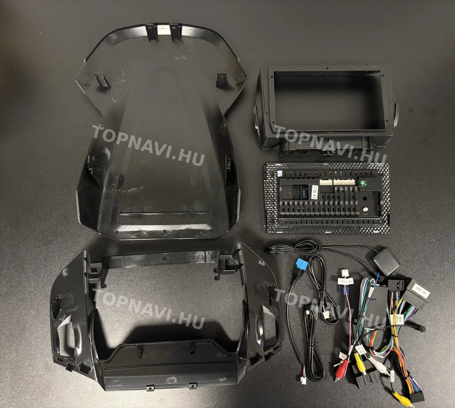 Ford Kuga 2. 2012- 2019, C-Max 2. 2010- 2019 9" Android multimédia autórádió érintőkijelzős fejegység - Hátulja