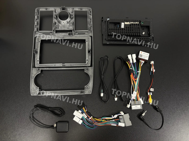 Chrysler 300C 2003-2010 9" Android Multimédia fejegység - hátulja