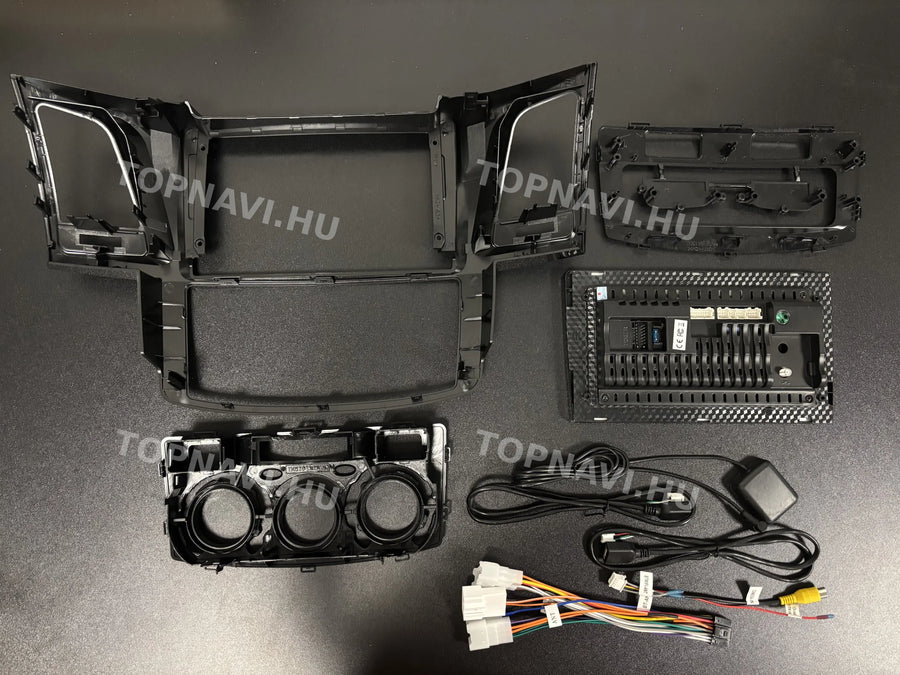 Toyota Hilux 2007- 2015 9" Android multimédia autórádió érintőkijelzős fejegység - Hátulja