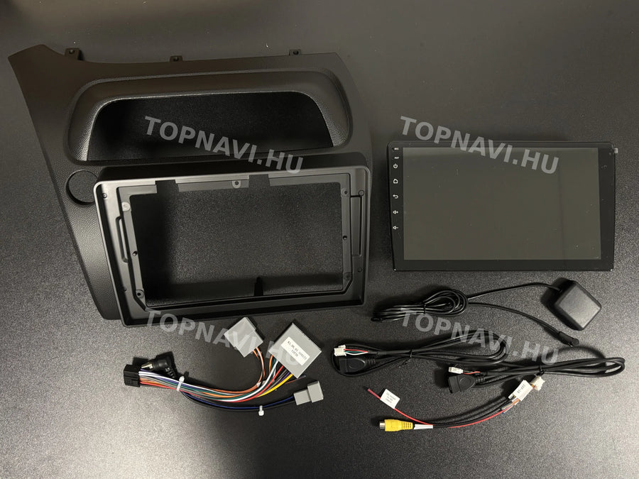 Honda Civic UFO 8. gen 2005- 2011 9" Android multimédia autórádió érintőkijelzős fejegység - Eleje