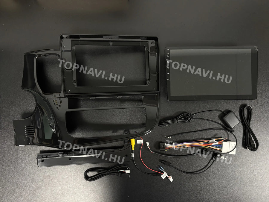Mitsubishi Outlander 3 2012- 2018 10.1" Android multimédia autórádió érintőkijelzős fejegység - Eleje