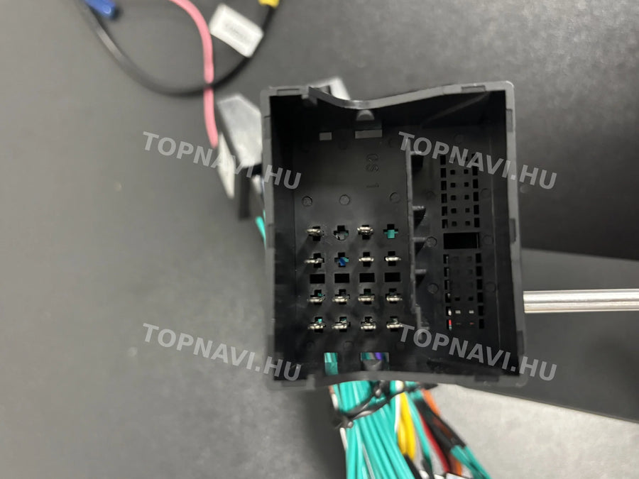 Mercedes-Benz SLK R171 2004- 2010 9" Android multimédia autórádió érintőkijelzős fejegység - Csatlakozó