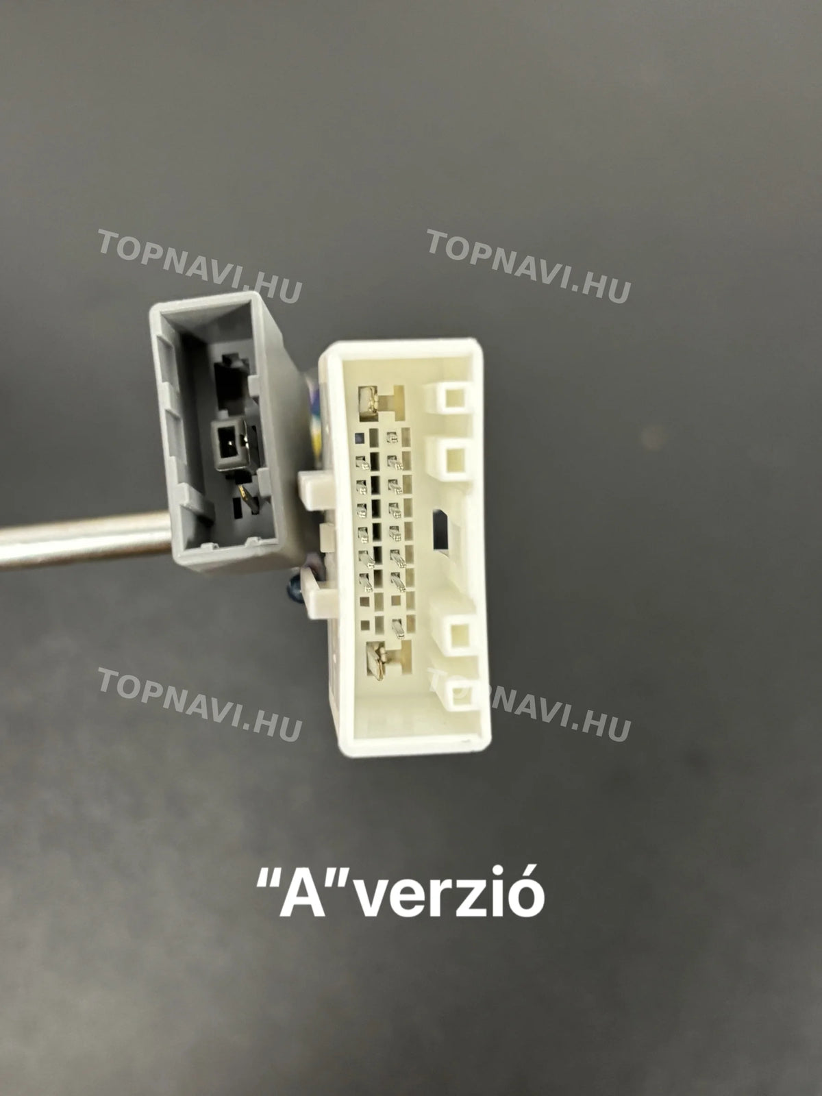 Nissan Qashqai J10 2005- 2013 9" Android Multimédia fejegység - Csatlakozó