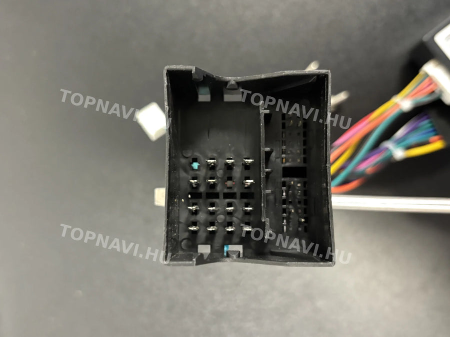 Ford Focus, Kuga, Mondeo, Transit, S-Max, C-Max Ezüst 7" Android multimédia autórádió érintőkijelzős fejegység - Csatlakozó