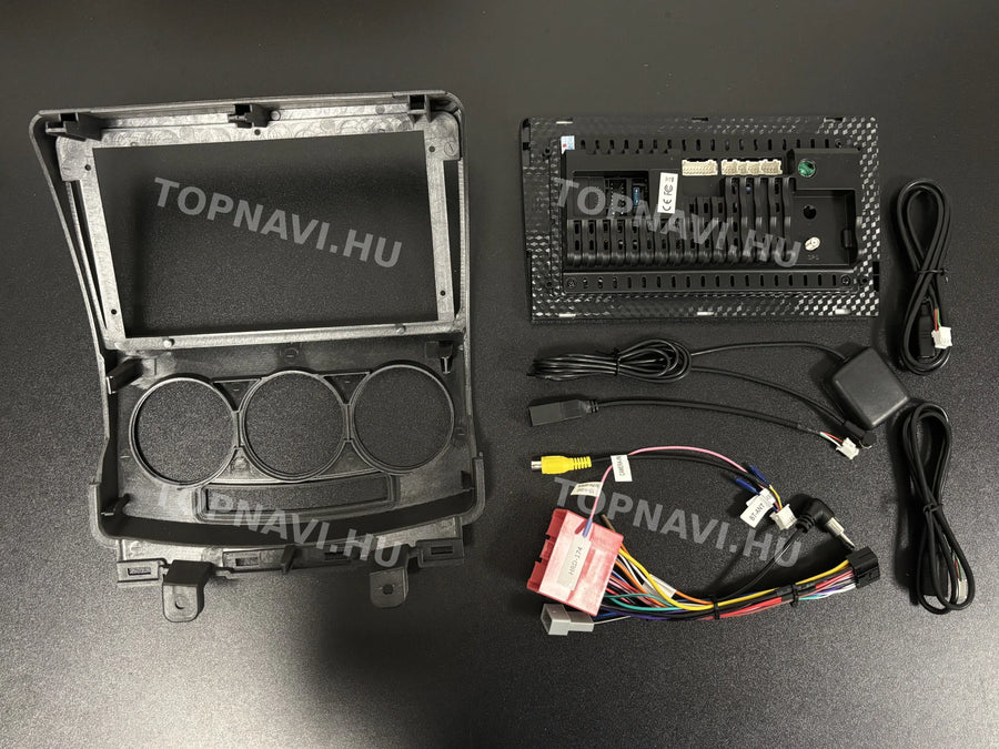 Mazda 5 2005- 2010 9" Android multimédia autórádió érintőkijelzős fejegység - Hátulja
