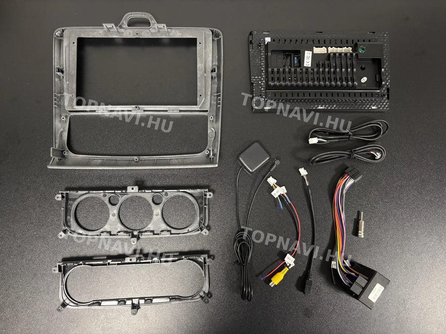 Ford Focus Mk2 2004- 2010 Ezüst 9" Android multimédia autórádió érintőkijelzős fejegység - Hátulja