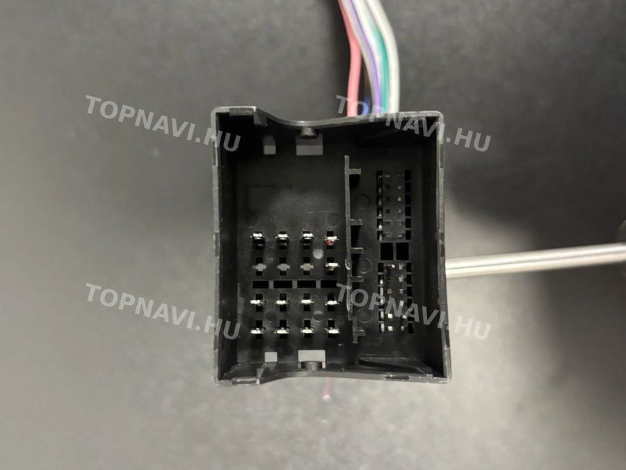 Ford Focus Mk2 2004- 2010 Ezüst 9" Android multimédia autórádió érintőkijelzős fejegység - Csatlakozó