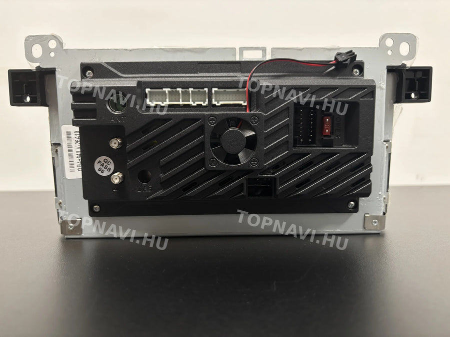 BMW E46 1998–2006 8.8" Android multimédia autórádió érintőkijelzős fejegység - Hátulja