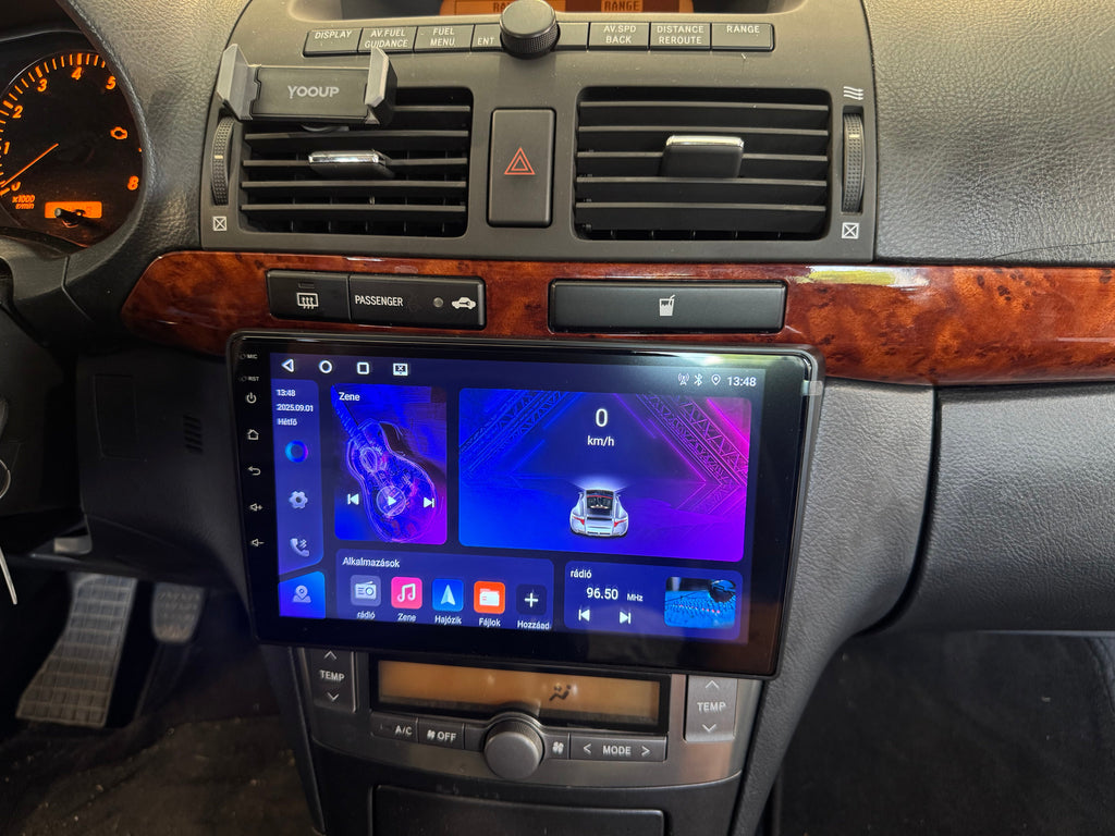 Toyota Avensis 2 T25 2003 - 2008 9"Android Multimédia fejegység autórádió, hifi, rádió és fejegység nagy kijelzővel, CarPlay, Android autó, Wifi és Bluetooth támogatással,