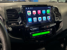 Kép betöltése a Galérianézegetőbe, Toyota Hilux 2007 - 2015 9&quot; Android Multimédia fejegység - TopNAVI