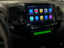 Kép betöltése a Galérianézegetőbe, Toyota Hilux 2007 - 2015 9&quot; Android Multimédia fejegység autórádió, hifi, rádió és fejegység nagy kijelzővel, CarPlay, Android autó, Wifi és Bluetooth támogatással,