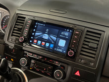 Kép betöltése a Galérianézegetőbe, Volkswagen Touareg 2002 - 2010, Transporter 2003 - 2014, Multivan 2003 - 2014 7&quot; Android Multimédia fejegység autórádió, hifi, rádió és fejegység nagy kijelzővel, CarPlay, Android autó, Wifi és Bluetooth támogatással,