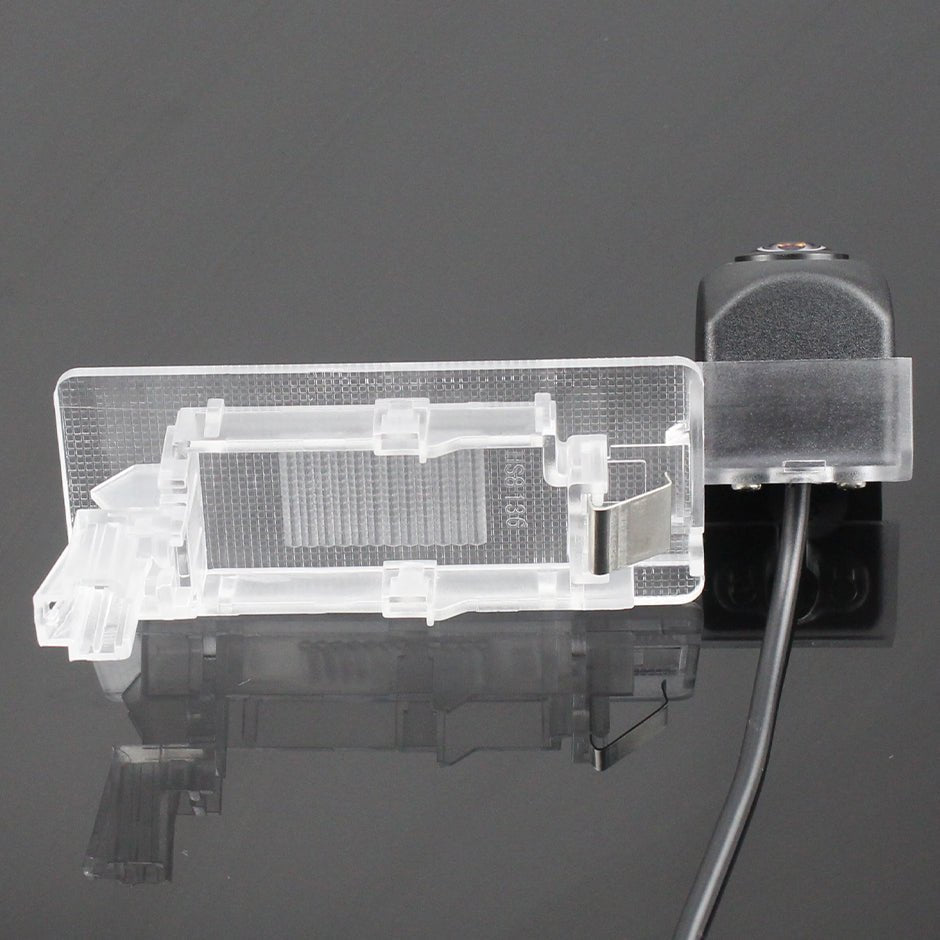 Volkswagen Touareg 2011 - 2013 FullHD 1080P Tolatókamera - TopNAVI